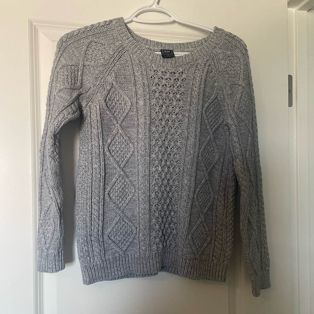 GAP Grey Cable Knit Sweater - Small